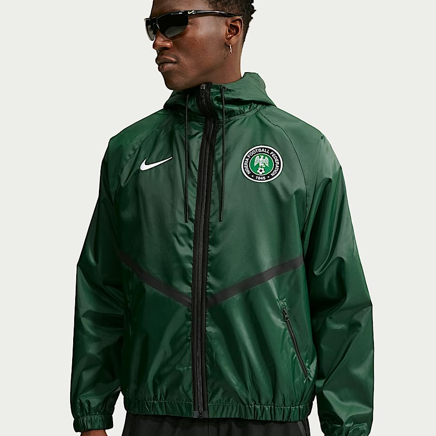 【新品同様】NIKEナイジェリア代表W杯トラックジャケットAH7886-010 Nigeria Women's Nike Dri-FIT Soccer Anthem Jacket. Nike.com